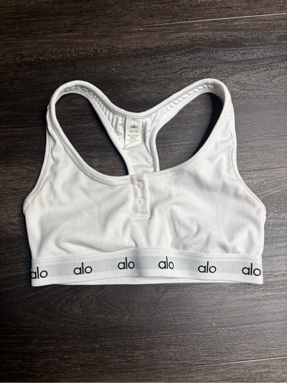 Alo Yoga Sports Bra Womens XS White Wellness Henley Ribbed Racerback Logo Band